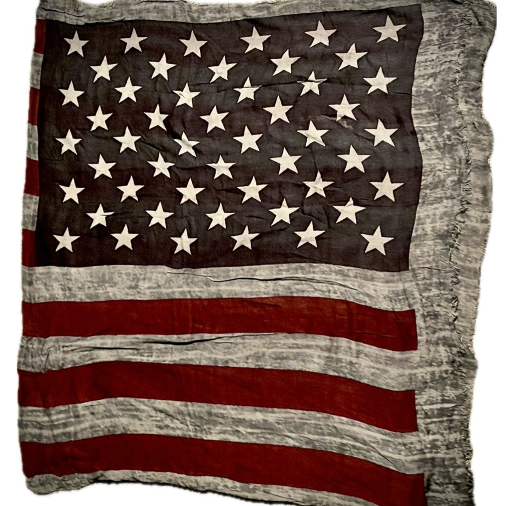 American Flag Scarf | Old Navy | One Size Fits All |
Worn Once | - Picture 2 of 7